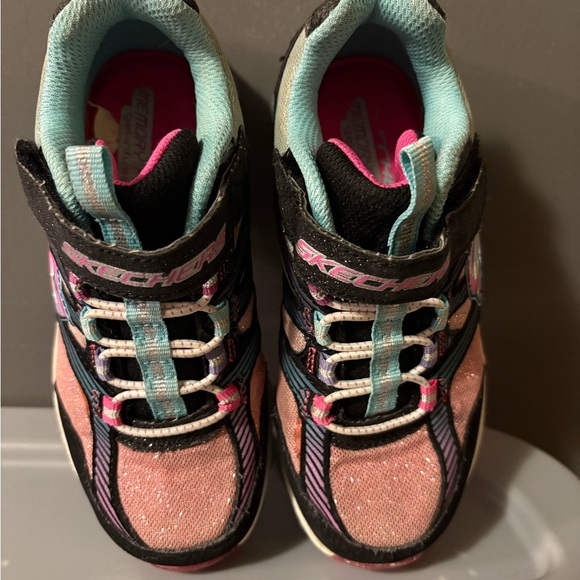 TODDER SKECHERS BRAND MEMORY FOAM SNEAKER SIZE 11 - Picture 2 of 6